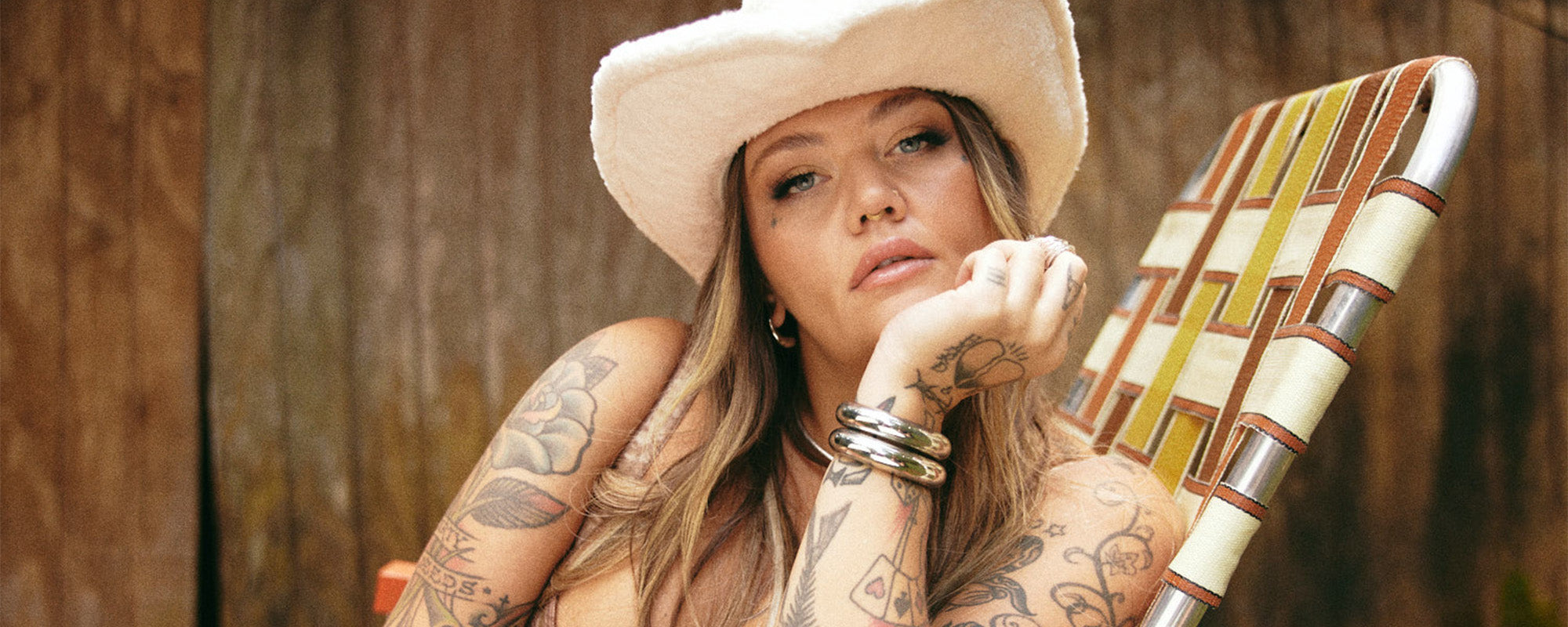 ELLE KING